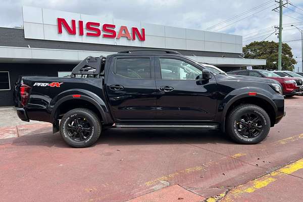 2025 Nissan Navara PRO-4X D23 4X4