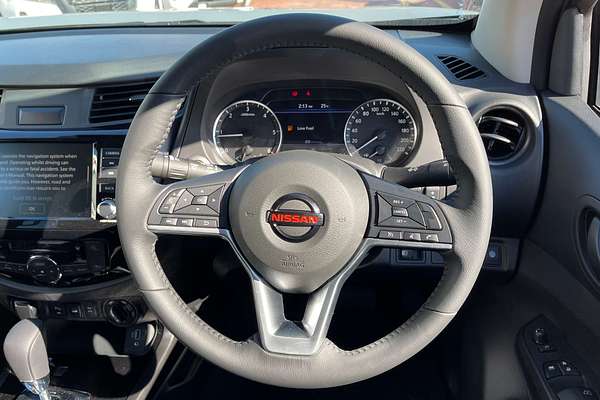 2025 Nissan Navara PRO-4X D23 4X4