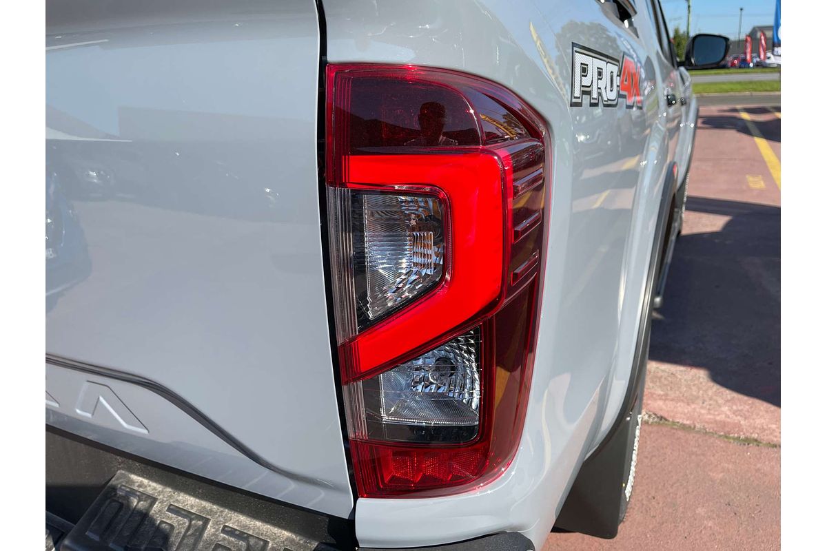 2025 Nissan Navara PRO-4X D23 4X4