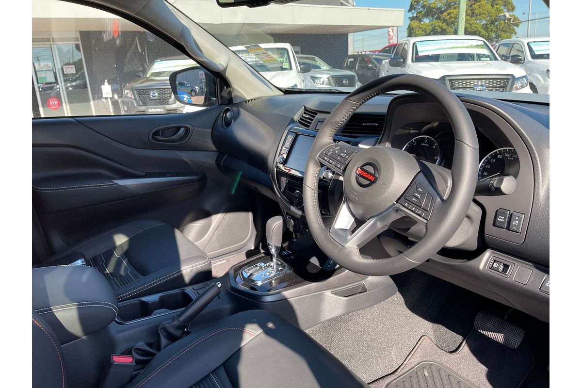 2025 Nissan Navara PRO-4X D23 4X4
