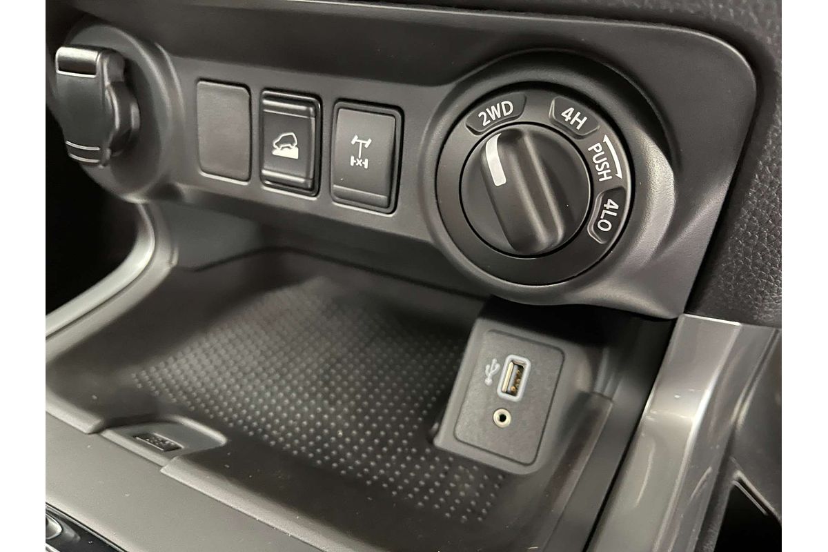 2025 Nissan Navara SL D23 4X4