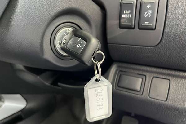 2025 Nissan Navara SL D23 4X4