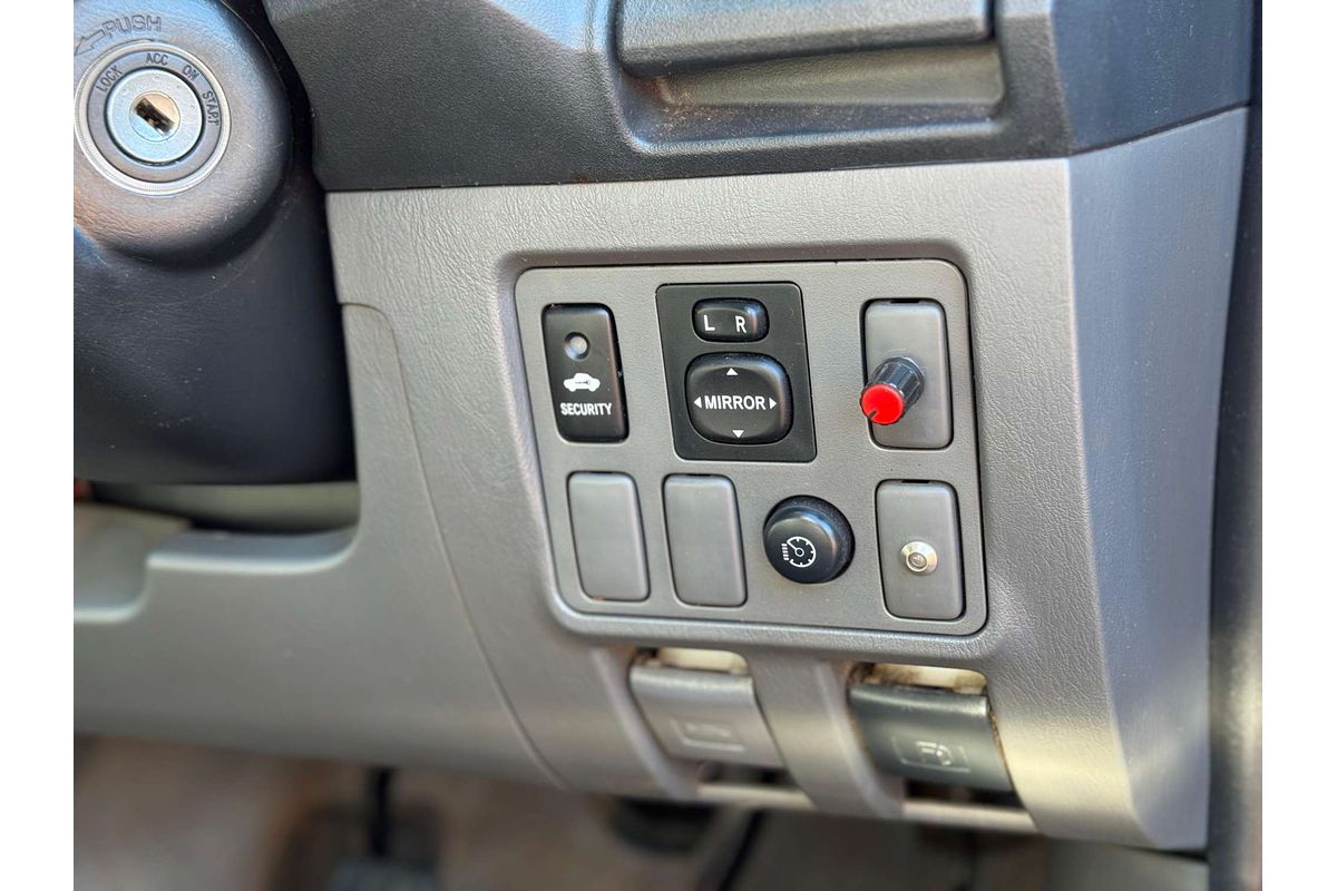 2011 Toyota Hilux SR5 KUN26R 4X4