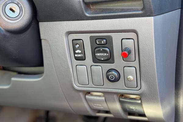 2011 Toyota Hilux SR5 KUN26R 4X4