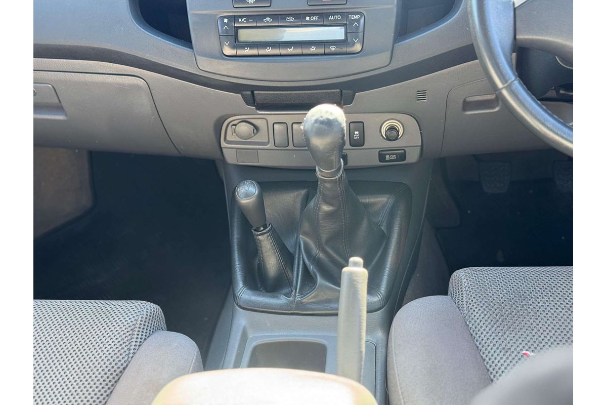 2011 Toyota Hilux SR5 KUN26R 4X4