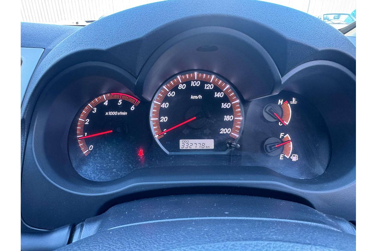 2011 Toyota Hilux SR5 KUN26R 4X4