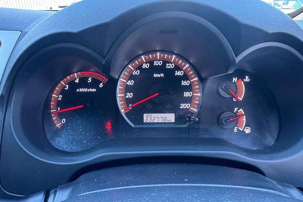 2011 Toyota Hilux SR5 KUN26R 4X4