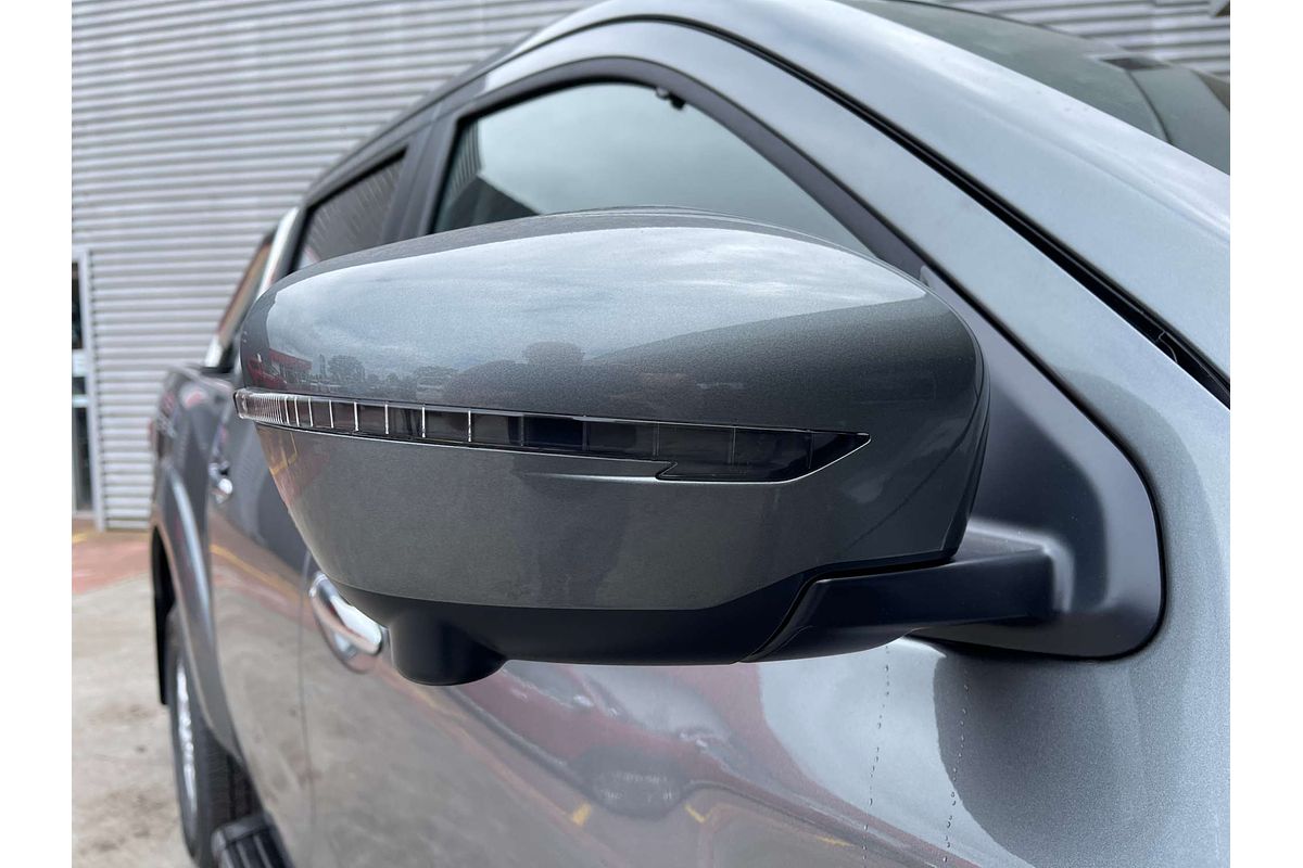 2025 Nissan Navara ST D23 4X4