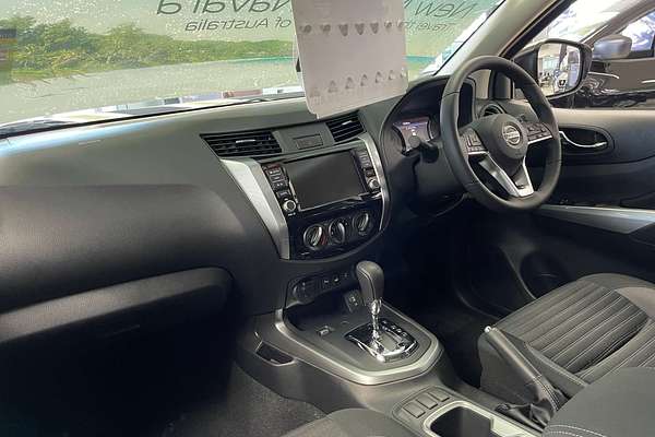 2025 Nissan Navara ST D23 4X4