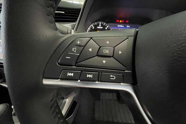 2025 Nissan Navara ST D23 4X4