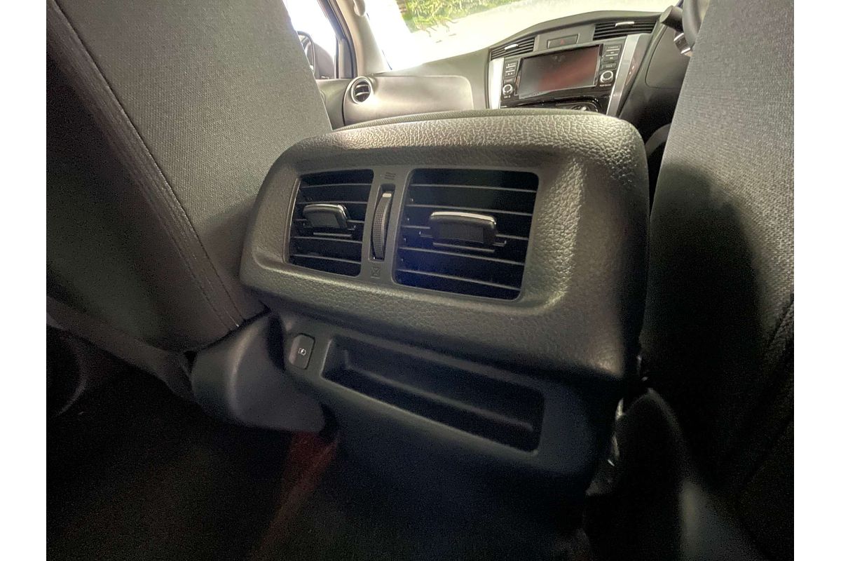 2025 Nissan Navara ST D23 4X4