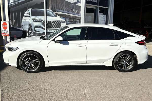 2024 Honda Civic e:HEV L 11th Gen
