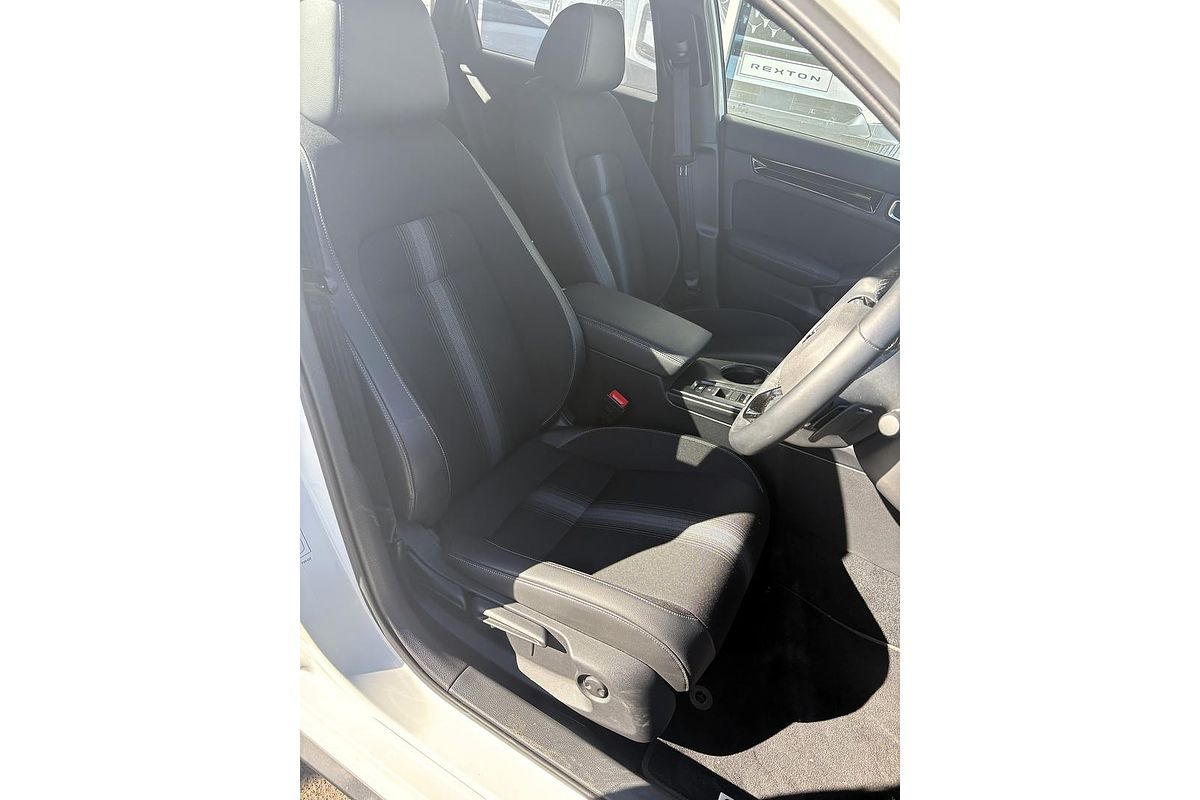2024 Honda Civic e:HEV L 11th Gen
