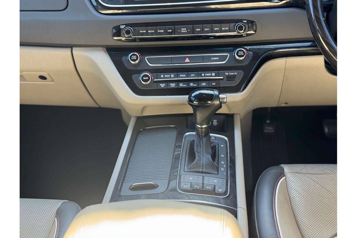 2016 Kia Carnival Platinum YP