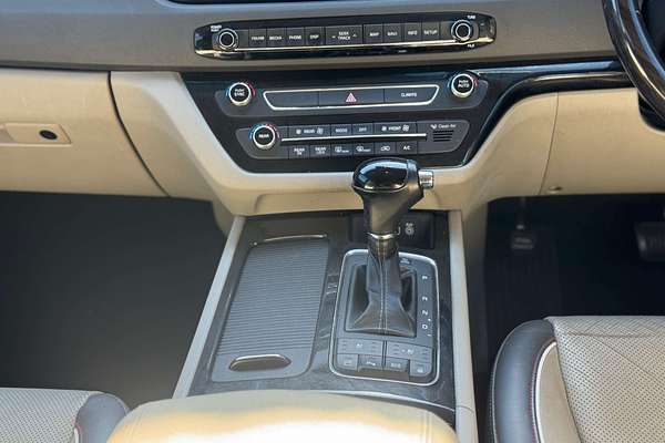 2016 Kia Carnival Platinum YP