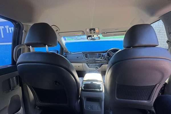 2016 Kia Carnival Platinum YP
