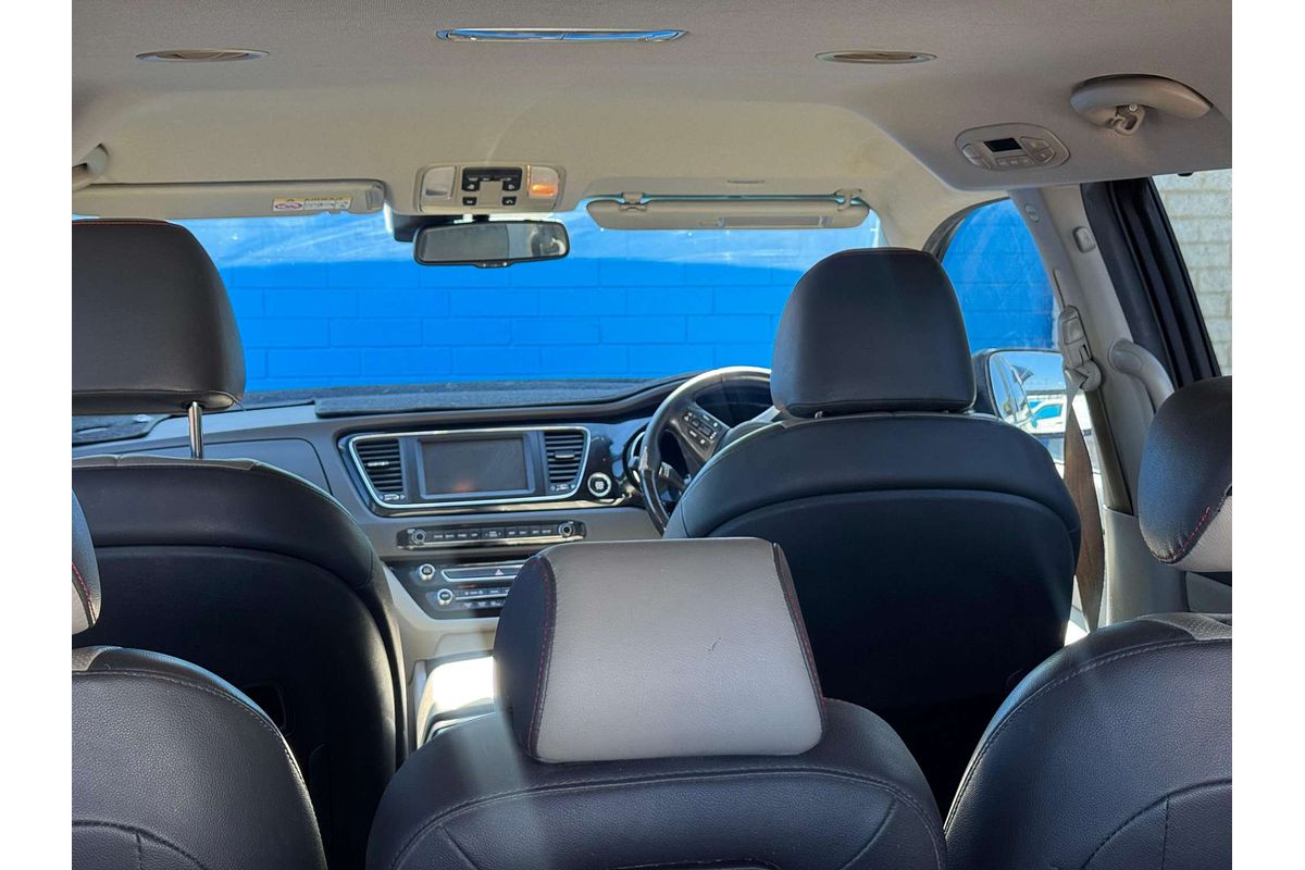 2016 Kia Carnival Platinum YP