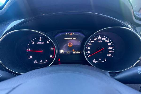 2016 Kia Carnival Platinum YP