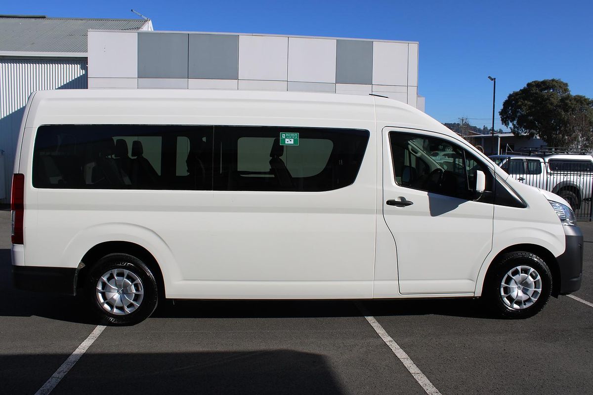 2019 Toyota Hiace Commuter GDH322R ELWB
