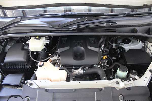 2019 Toyota Hiace Commuter GDH322R ELWB