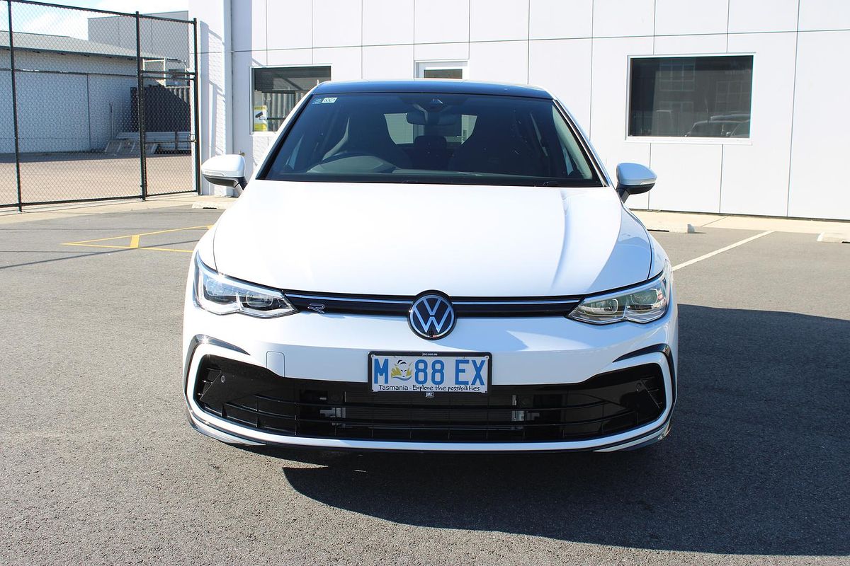 2024 Volkswagen Golf 110TSI R-Line 8