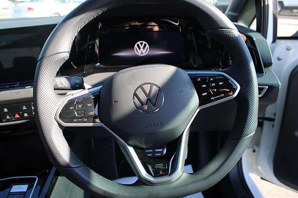 2024 Volkswagen Golf 110TSI R-Line 8