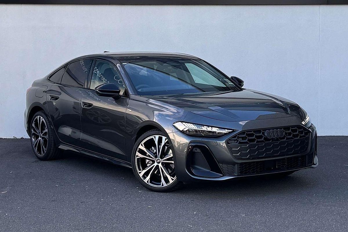 2025 Audi A5 TFSI 150kW S line B10
