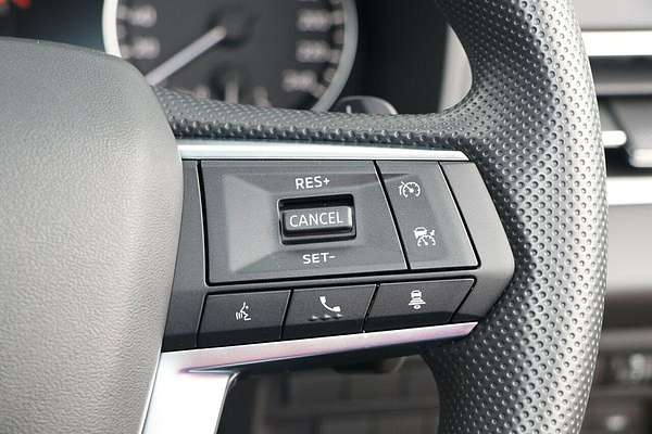 2025 Mitsubishi Outlander ES ZM