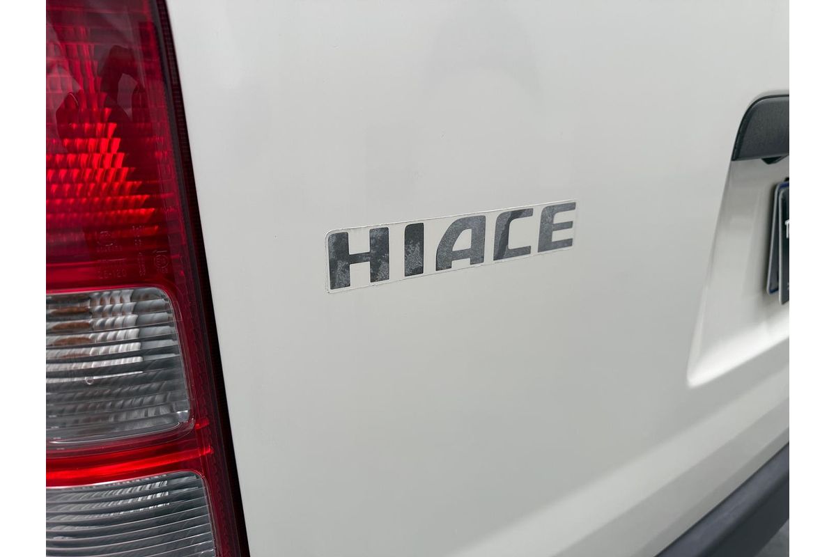 2016 Toyota Hiace Commuter TRH223R