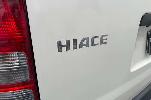 2016 Toyota Hiace Commuter TRH223R