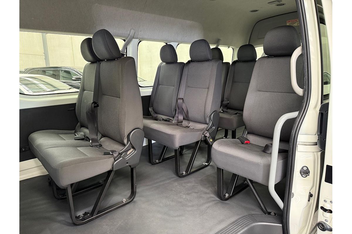 2016 Toyota Hiace Commuter TRH223R