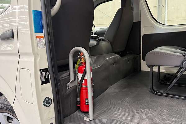 2016 Toyota Hiace Commuter TRH223R