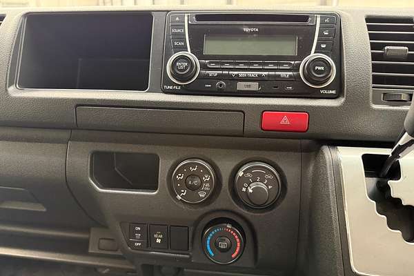 2016 Toyota Hiace Commuter TRH223R