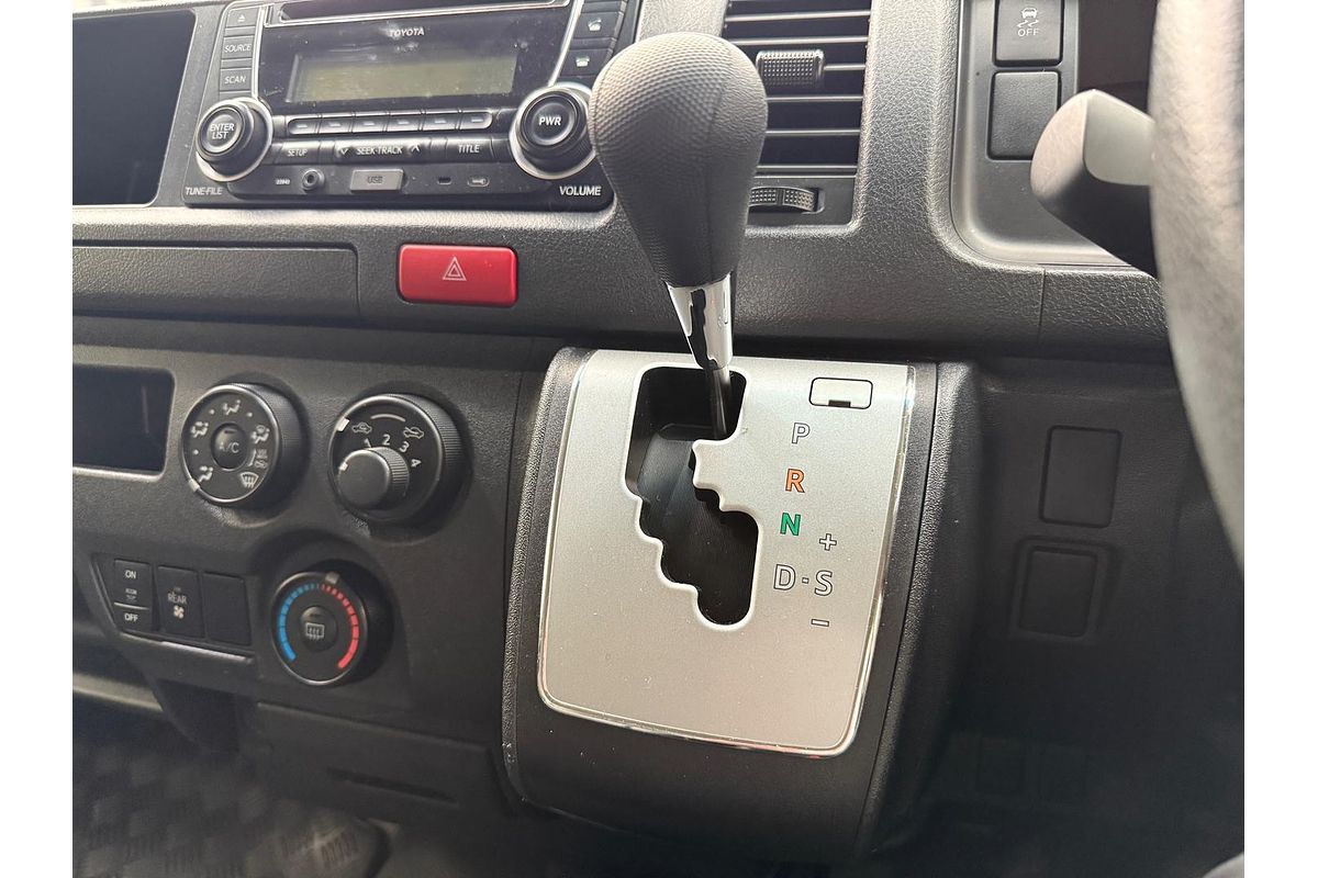 2016 Toyota Hiace Commuter TRH223R
