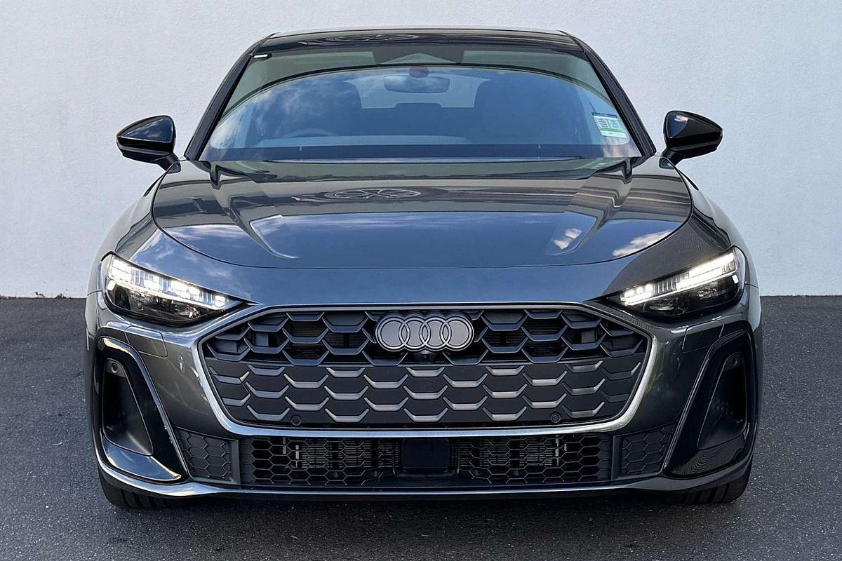2025 Audi A5 TFSI 150kW S line B10