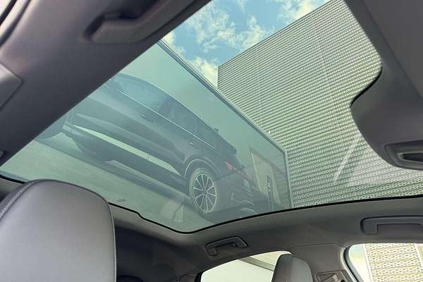2025 Audi A5 TFSI 150kW S line B10