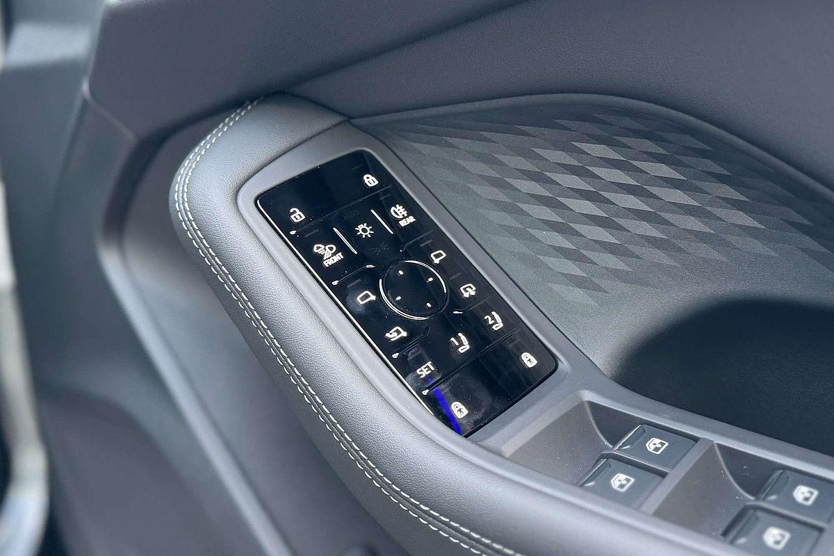 2025 Audi A5 TFSI 150kW S line B10