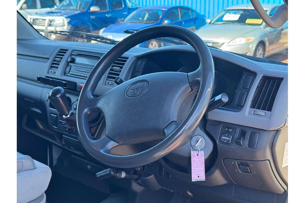 2006 Toyota Hiace  TRH201R LWB