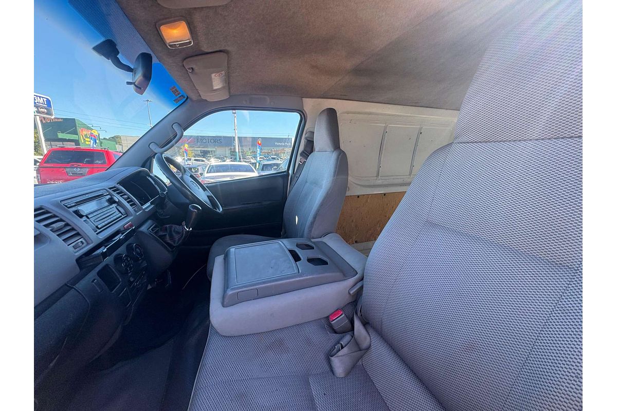 2006 Toyota Hiace  TRH201R LWB