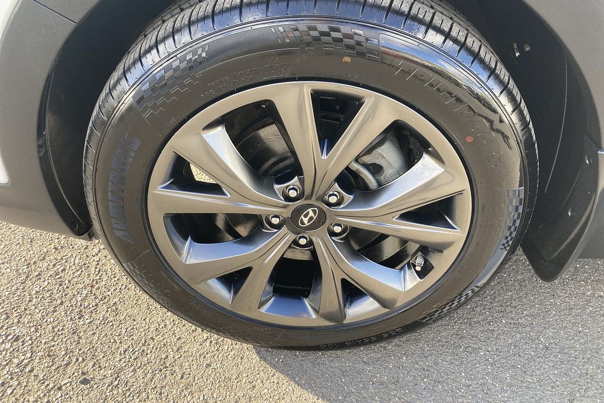 2018 Hyundai Santa Fe Active X DM5 Series II