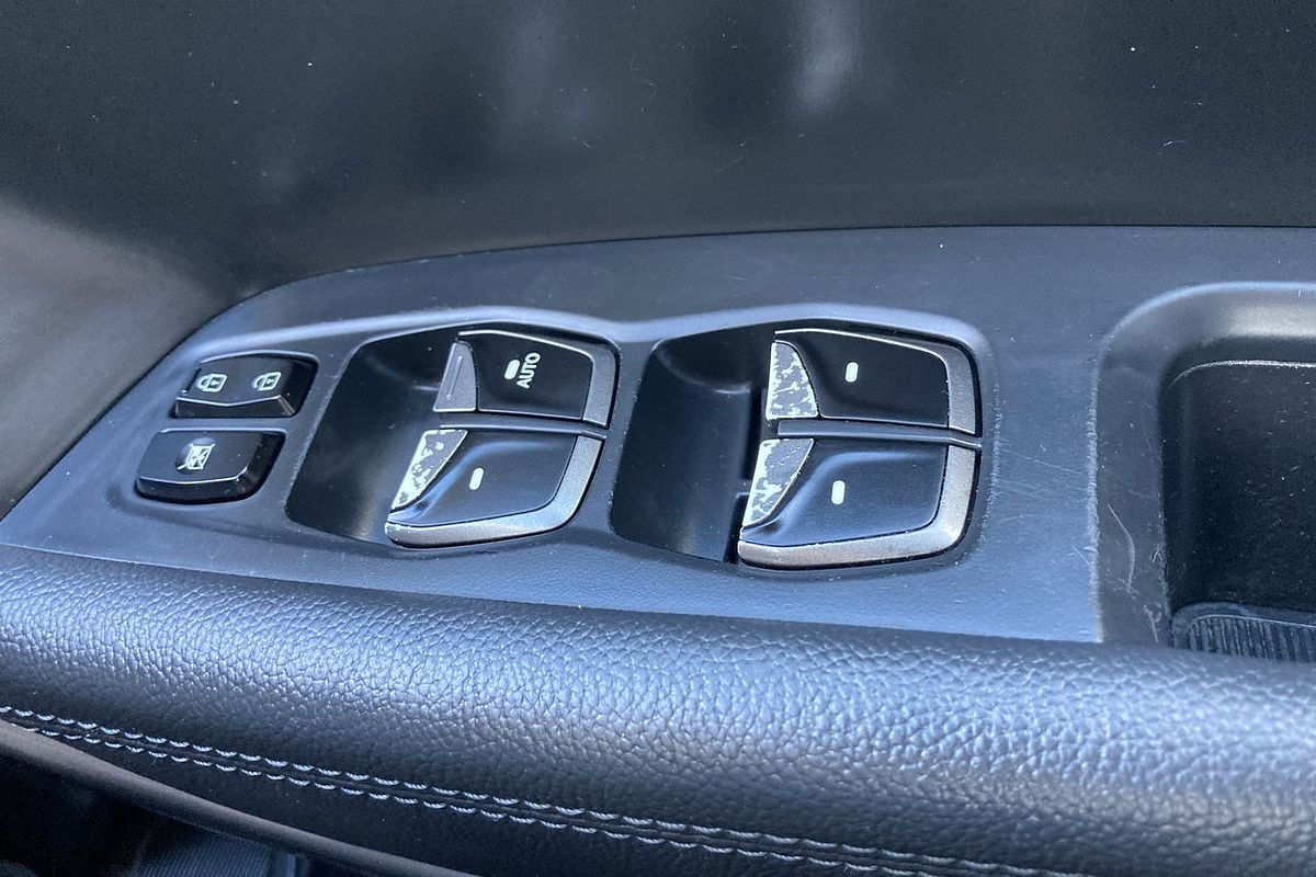 2018 Hyundai Santa Fe Active X DM5 Series II