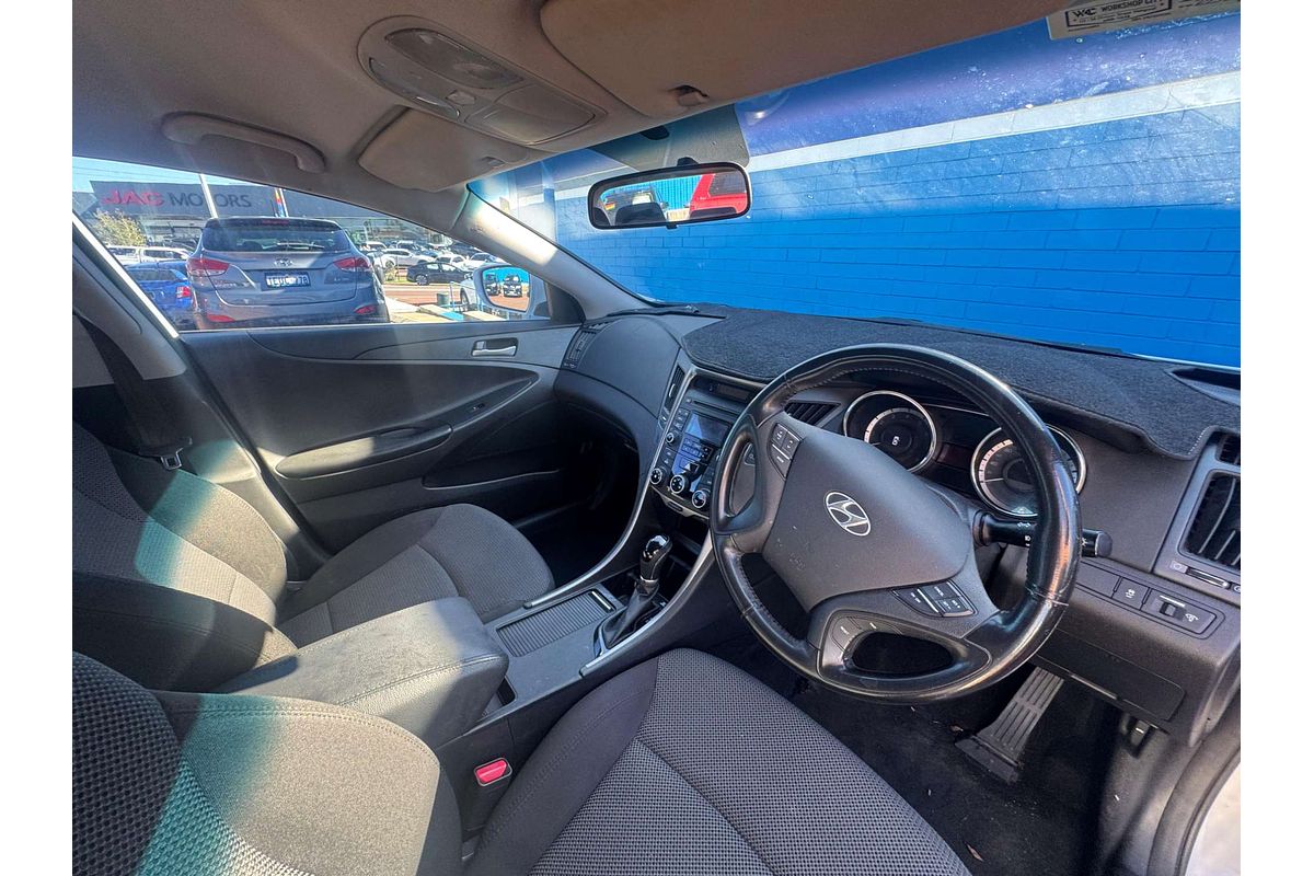 2012 Hyundai i45 Active YF