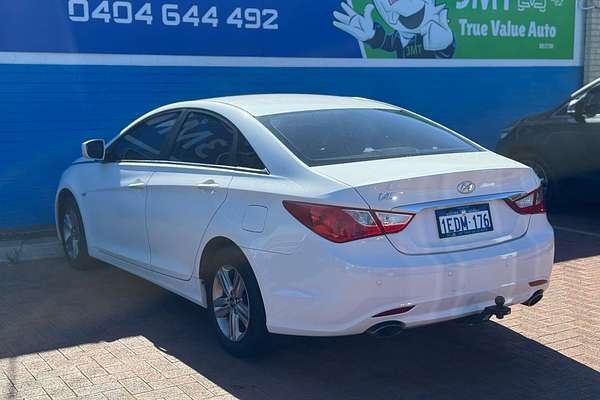 2012 Hyundai i45 Active YF