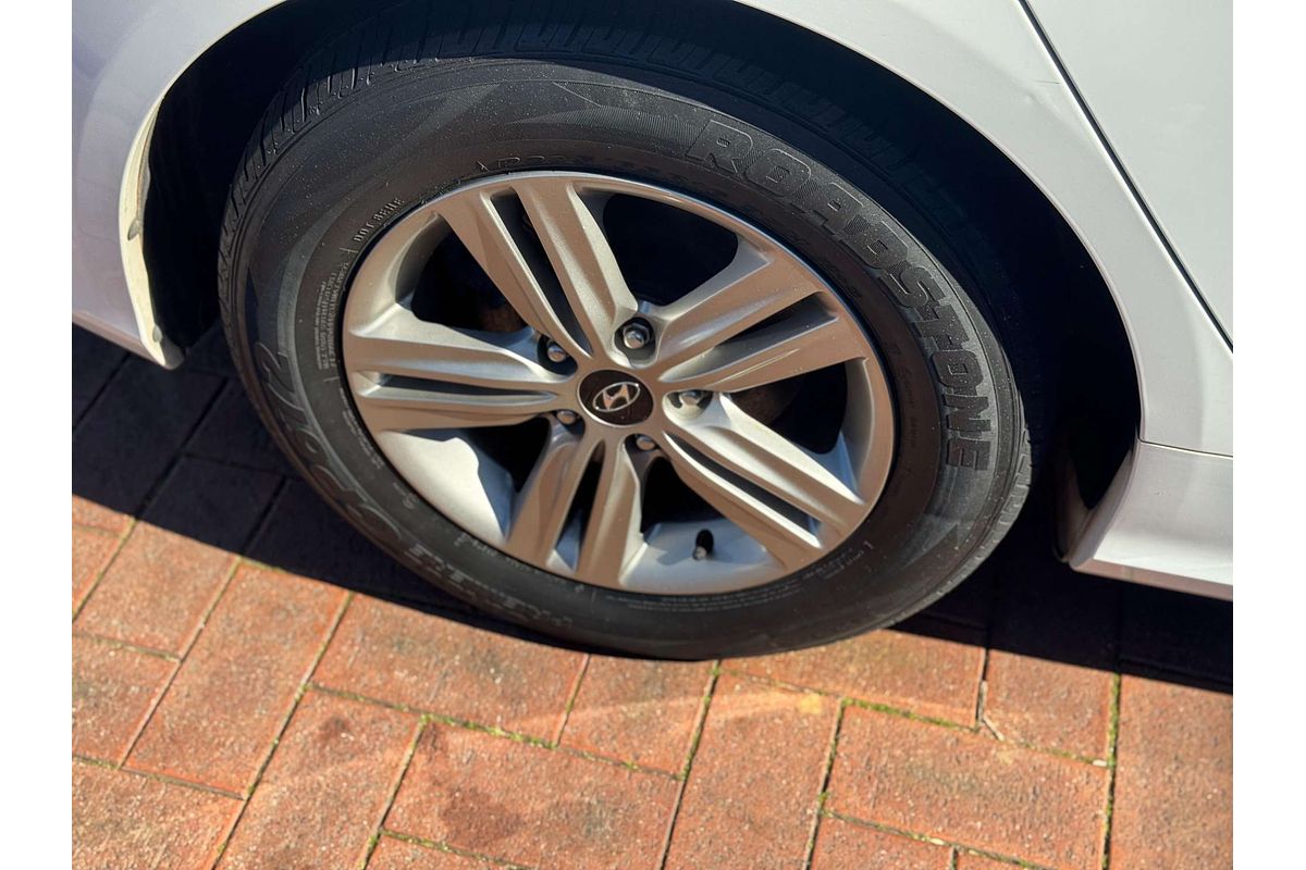 2012 Hyundai i45 Active YF