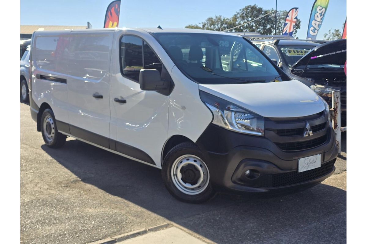 2021 Mitsubishi Express GLX SN LWB