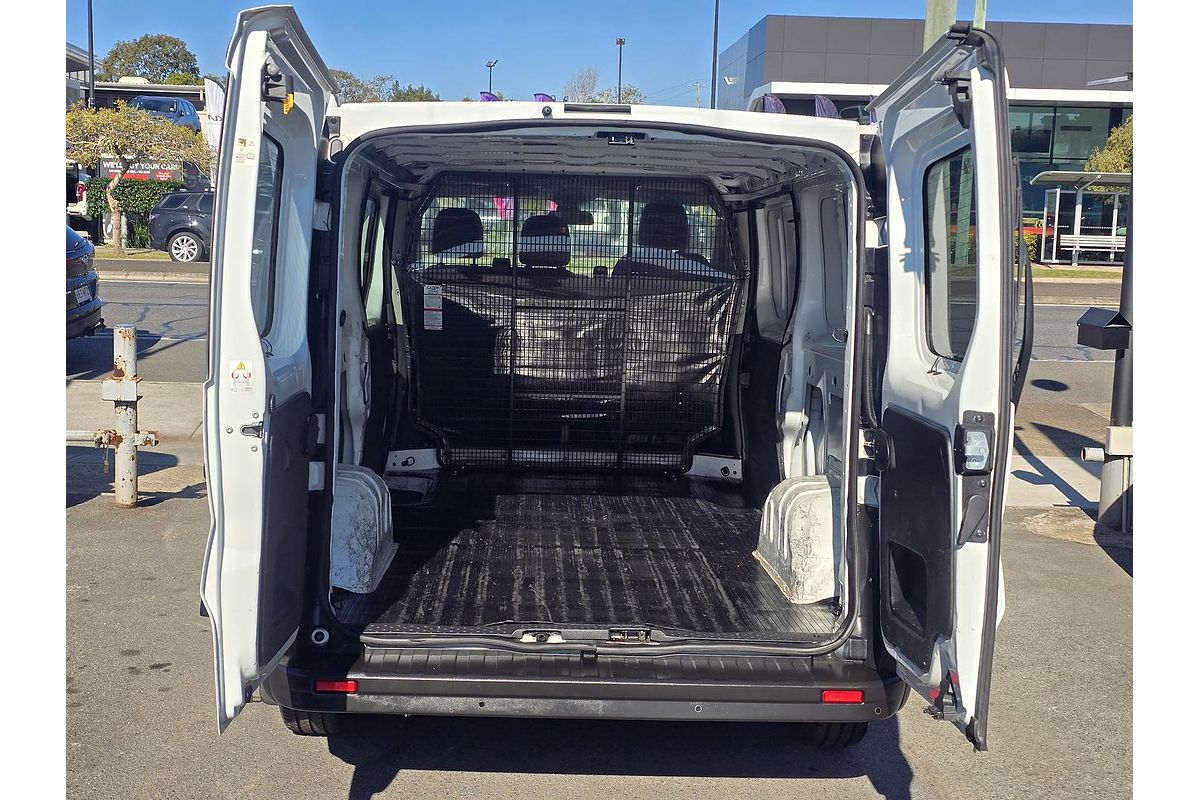 2021 Mitsubishi Express GLX SN LWB