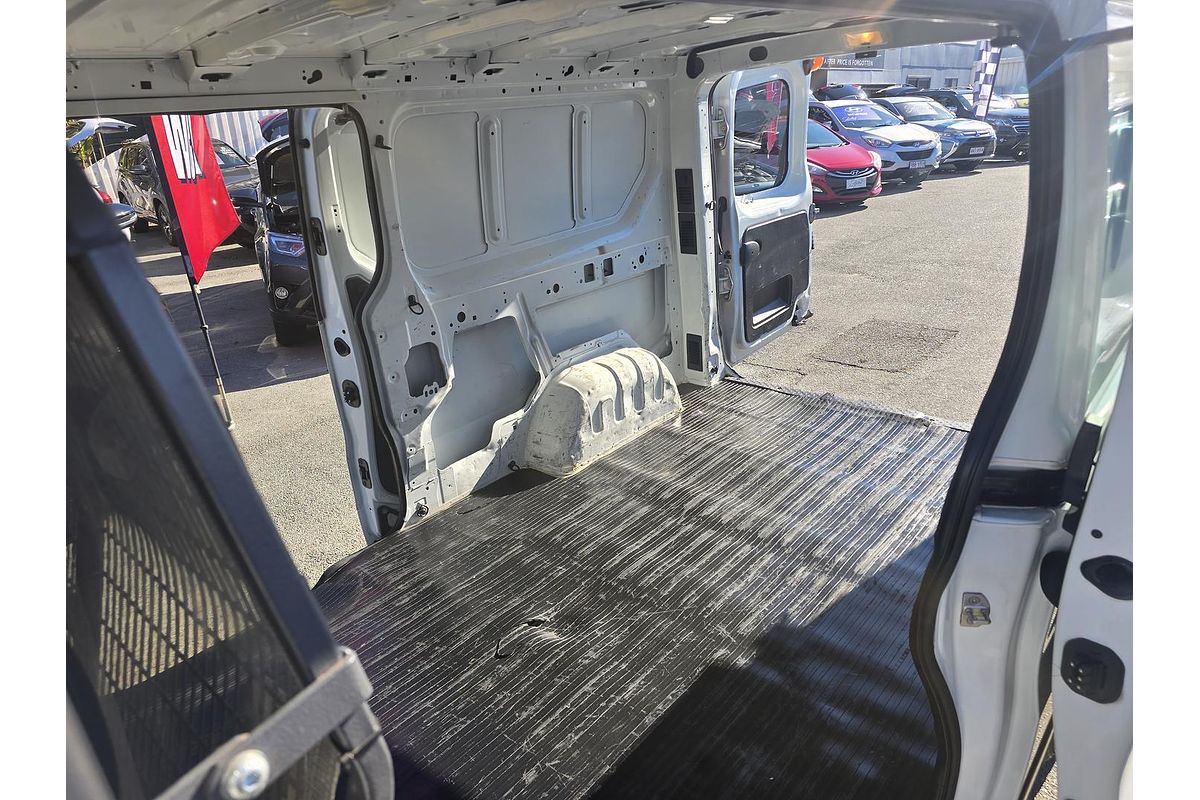 2021 Mitsubishi Express GLX SN LWB