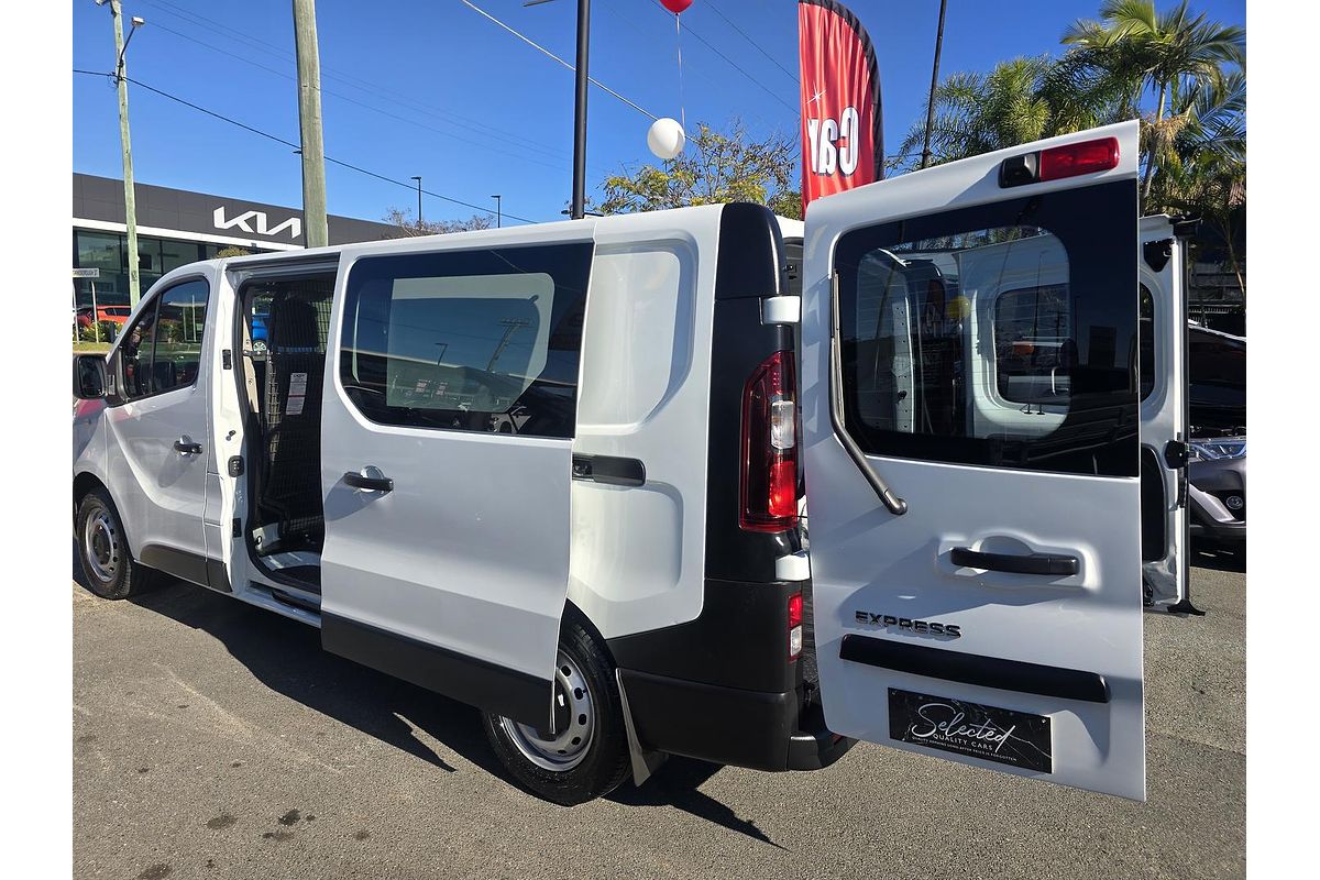 2021 Mitsubishi Express GLX SN LWB