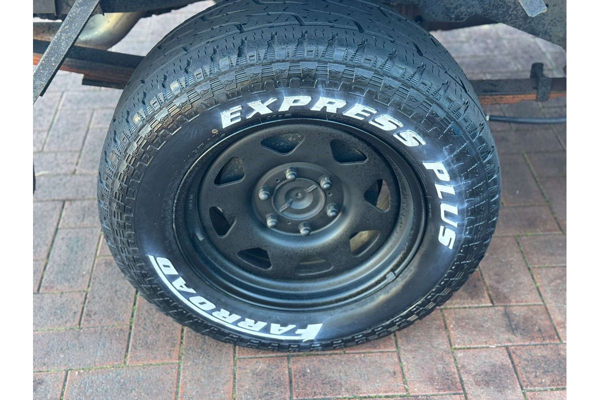 2014 Toyota Hilux SR KUN26R 4X4