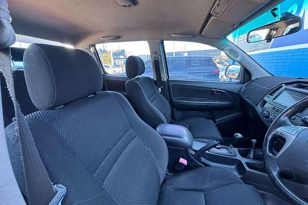 2014 Toyota Hilux SR KUN26R 4X4